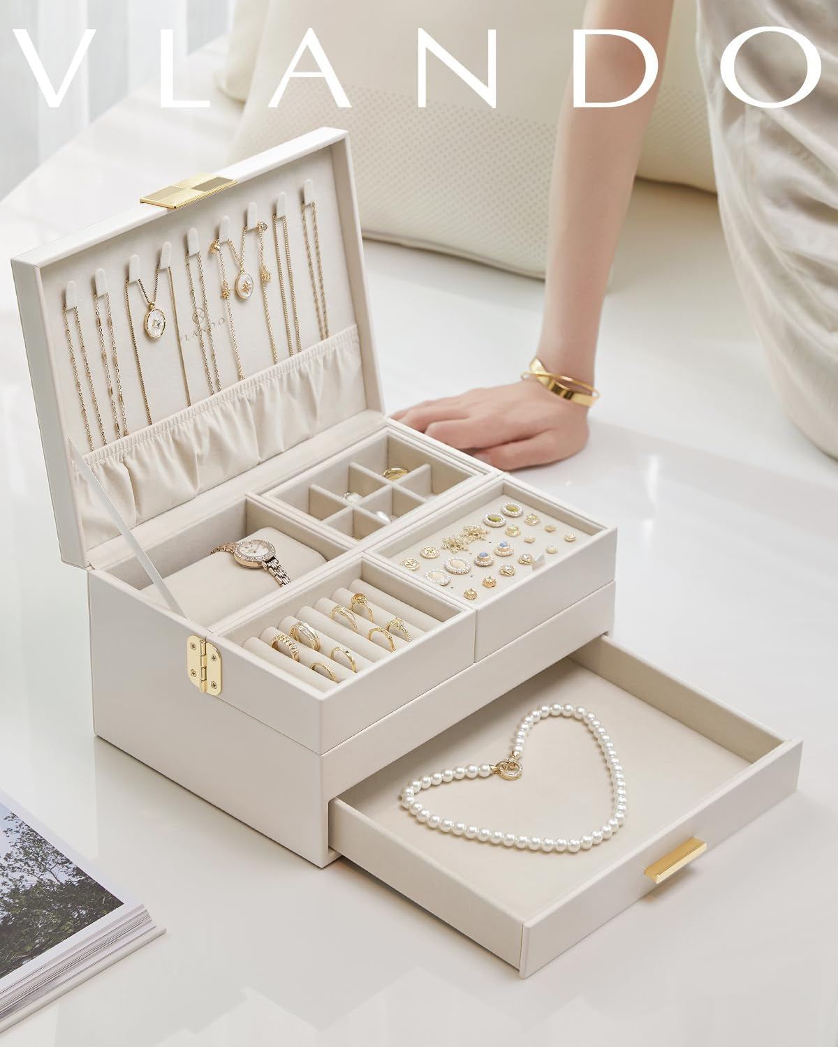 3 Layer Jewelry Box - Women Jewelry Box with Retractable Tray - Jewelry Organizers with Drawer for Necklaces, Rings, Bracelets, Earrings, Valentines Gift for Mom Girls - Cloud White