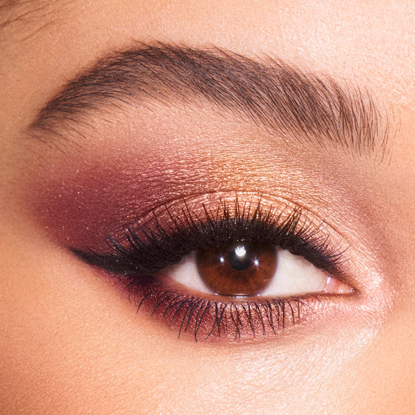 Pillow-Talk Inspired 4-Shade Luxury Eyeshadow Palette