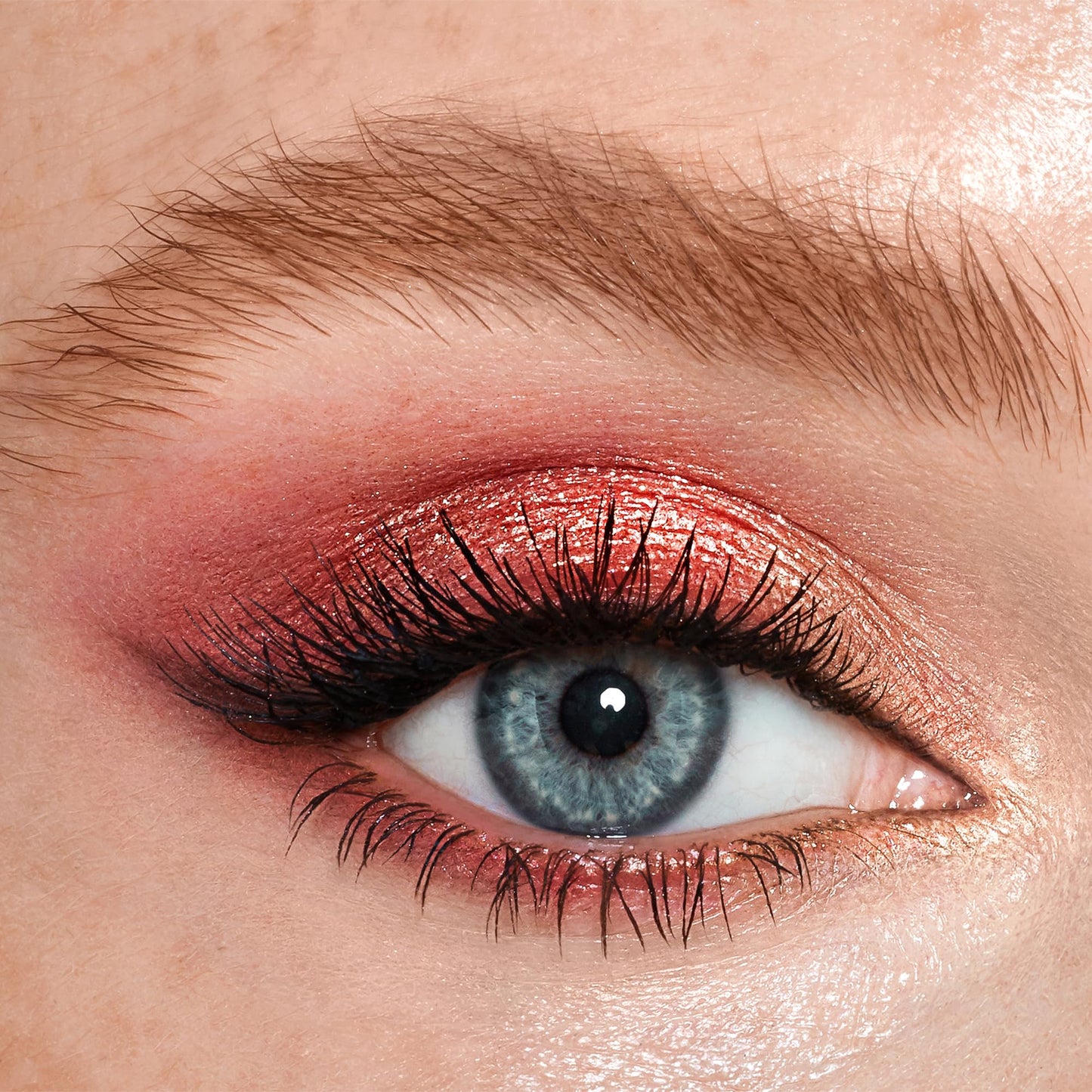 Pillow-Talk Inspired 4-Shade Luxury Eyeshadow Palette